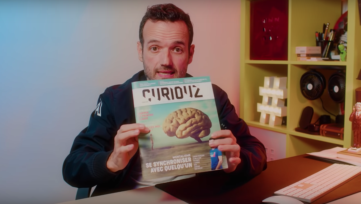Fabien Olicard présente « Curiouz », son propre magazine