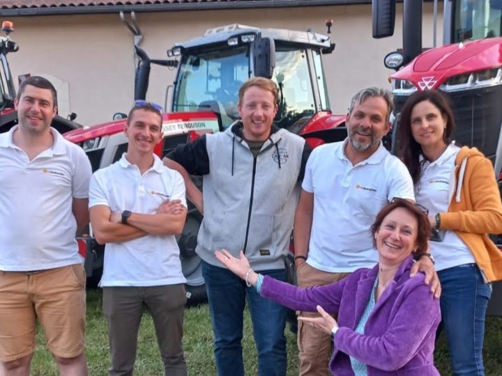 Le « tracteur tour » des agriculteurs YouTubeurs est de retour