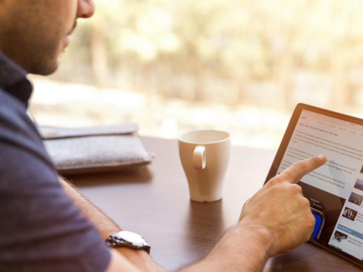 Pourquoi les badges dorés ont-ils disparu de LinkedIn?