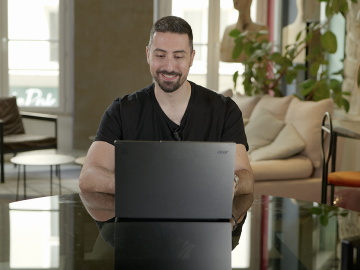 Comment Vincent Assouad, fondateur d’une agence de communication utilise l’intelligence artificielle