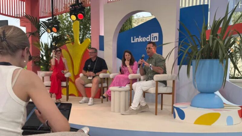 « Tous les formats fonctionnent sur LinkedIn, à condition de partir d’une histoire personnelle », affirme une créatrice de contenu