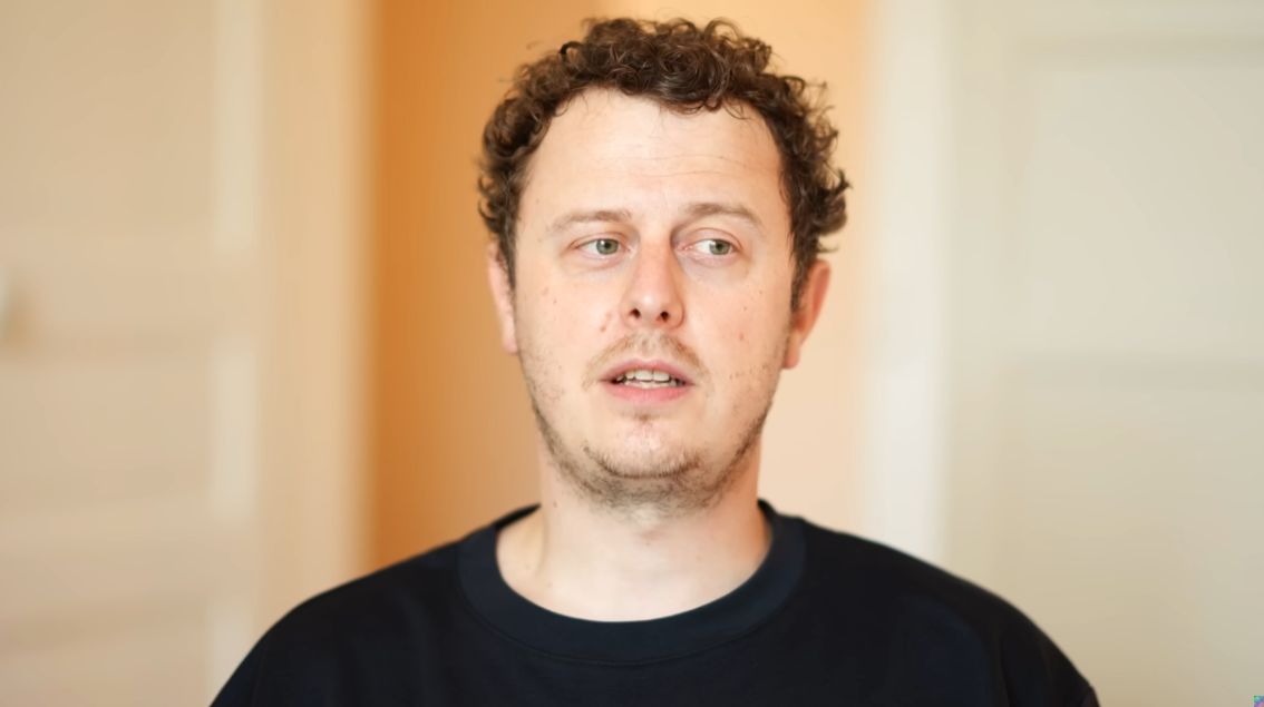 Norman Thavaud reconnait avoir traversé une période « de frénésie de drague »