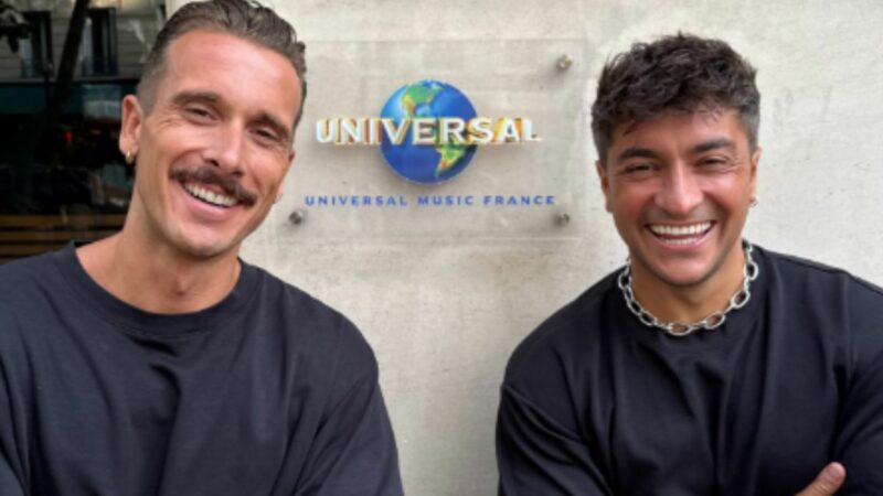 Julien Geloën et Darko signent leur premier contrat musical chez Universal Music France