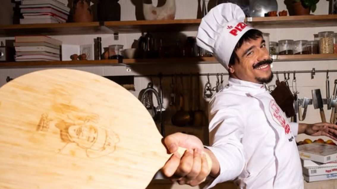 Comment Mister V a réussi à vendre plus de 2 millions de pizzas avec les Pizzas Delamama