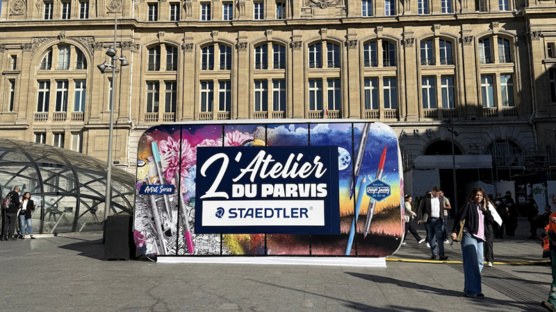 Staedtler inaugure son premier pop-up à Paris, avec Brunograffer