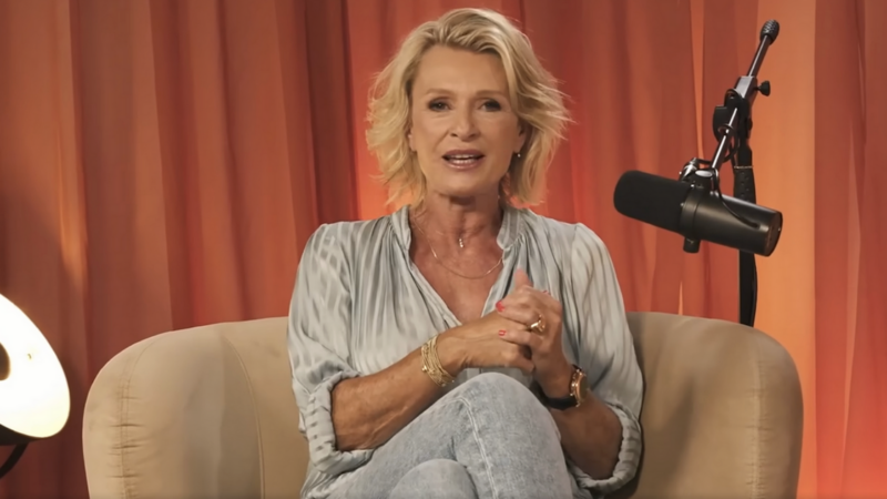 Sophie Davant arrive sur YouTube pour parler d’amour