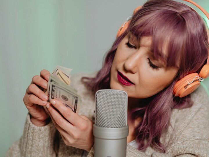 YouTube renforce l’application des règles en matière de jeux d’argent en ligne et de violence graphique