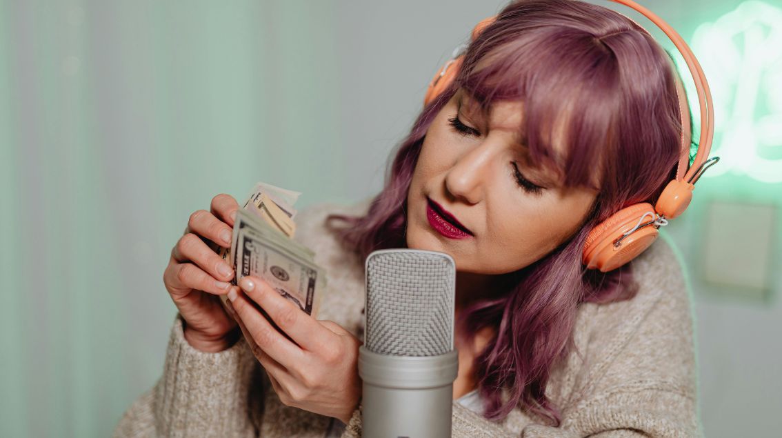 YouTube renforce l’application des règles en matière de jeux d’argent en ligne et de violence graphique