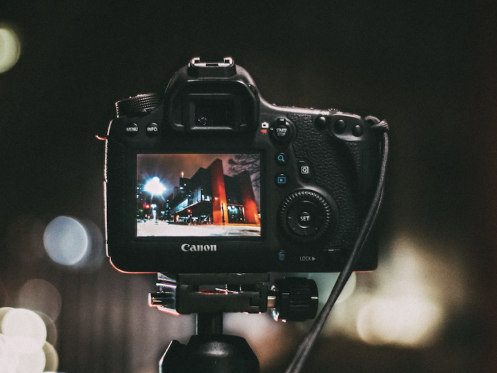 Black Friday 2025: top 5 des caméras pour YouTube et le vlog à ne pas rater