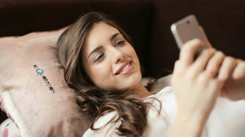 38% des Français déclarent que les influenceurs ont un impact sur leur façon de penser