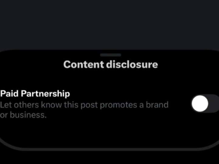 X intègre la mention « paid partnership » sur sa plateforme