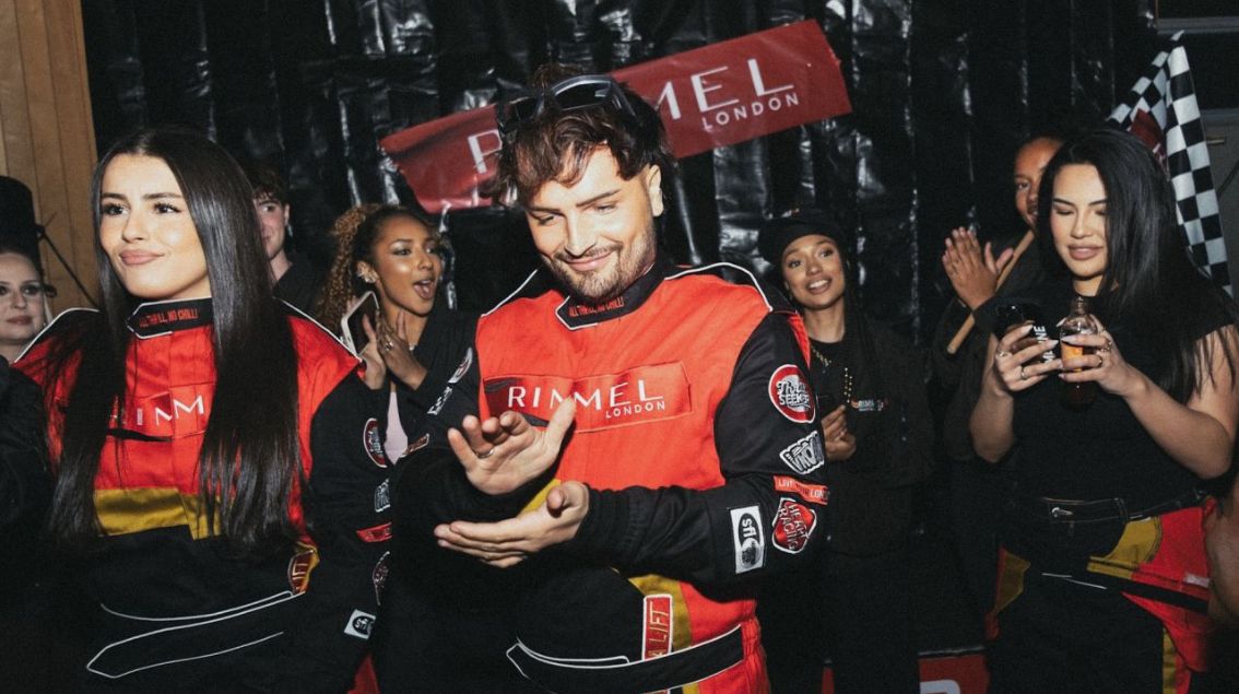 Rimmel London organise son « Racing Club » avec des influenceurs pour la sortie de son nouveau mascara